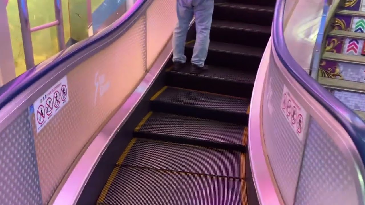 clapham south escalators 7EP サイコビリー　ガレージ clapham south escalators 7EP サイコビリー ガレージ - メルカリ