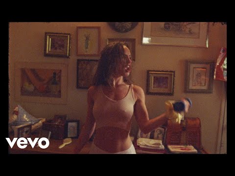 Zella Day - You Sexy Thing