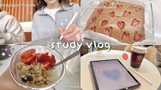 study vlog ✮⋆🖇️ cafe studying with ipad, strawberry brownie🍓, healty food, romanticizing studying