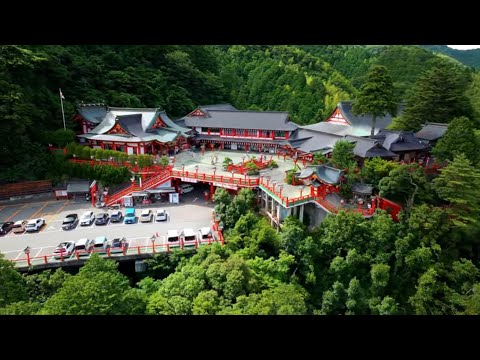【日本五大稲荷】太鼓谷稲成神社 ドローン空撮 島根県津和野町/Drone Aerial Video of Taikodani Inari Shrine in Tsuwano Town, Shimane