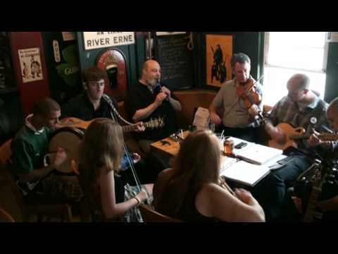 Tir na nOg Sunday Session "Ships are Sailing"