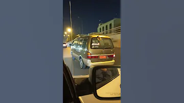 كتابات على زجاج السيارات لا يعلم بها الا الله 