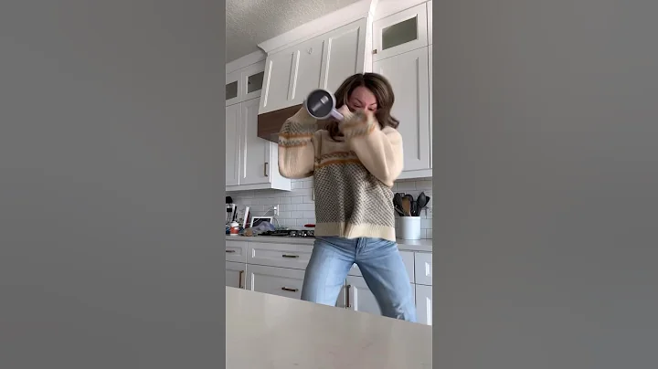 HACK OR WHACK: THE HYDROJUG (plus a giveaway on my Instagram!)