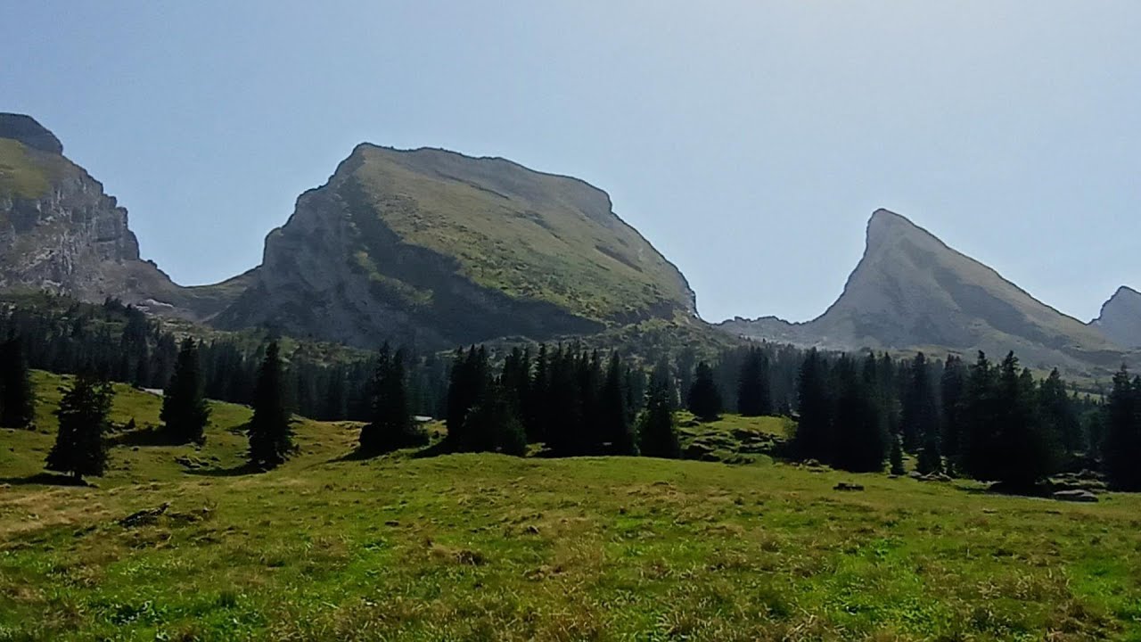 Brisi-Gipfel: Ein atemberaubender Blick auf den Walensee