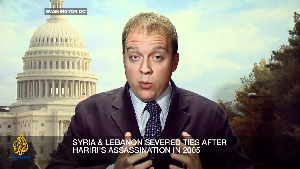 قصة من الداخل - هل سيستخدم أحمدي نجاد لبنان أم سيدعمه؟