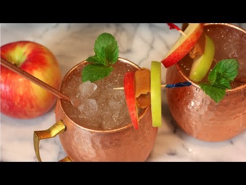 moscow-mule-(salted-caramel-apple)-|-fall-drink-recipes-/-fall-cocktails