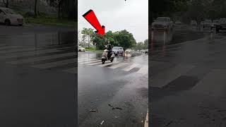 live car 🚘 accident🚘💥🚙 😲#shorts #short #shortvideo #shortsfeed #caraccident @imrvlog0 screenshot 3