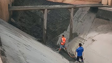 Barge unloading 4460 tons of phosphate rock - Part 3 - Relaxing video - Vlog of work on the barge