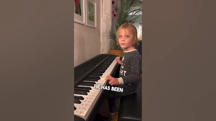 This little boy learned the piano by himself 😱 - DayDayNews