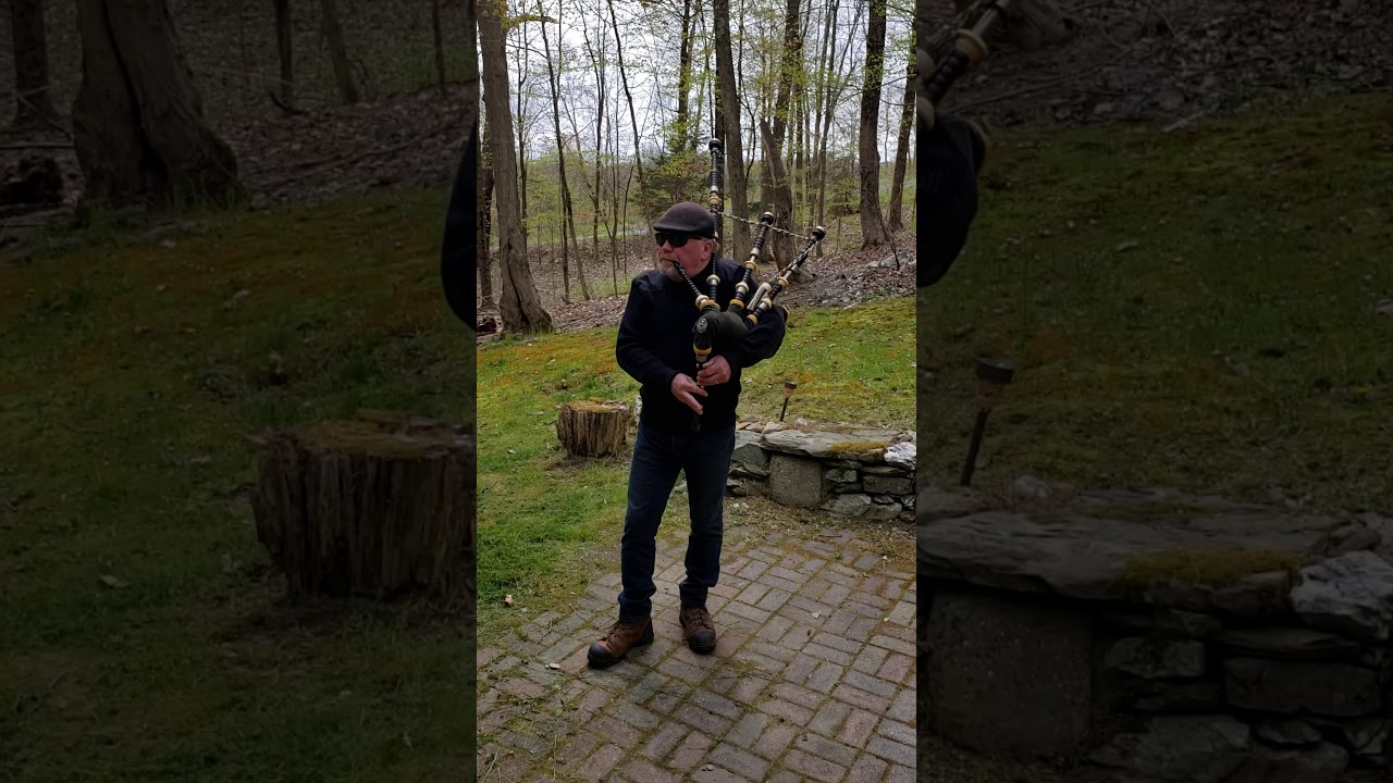 We Were Soldiers theme Sgt. Mackenzie Bagpipes 05/08/2020 75th VE Day Anniversary. YouTube
