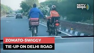 Viral: Swiggy Delivery Agent Helping His Zomato Counterpart Wins Internet screenshot 4