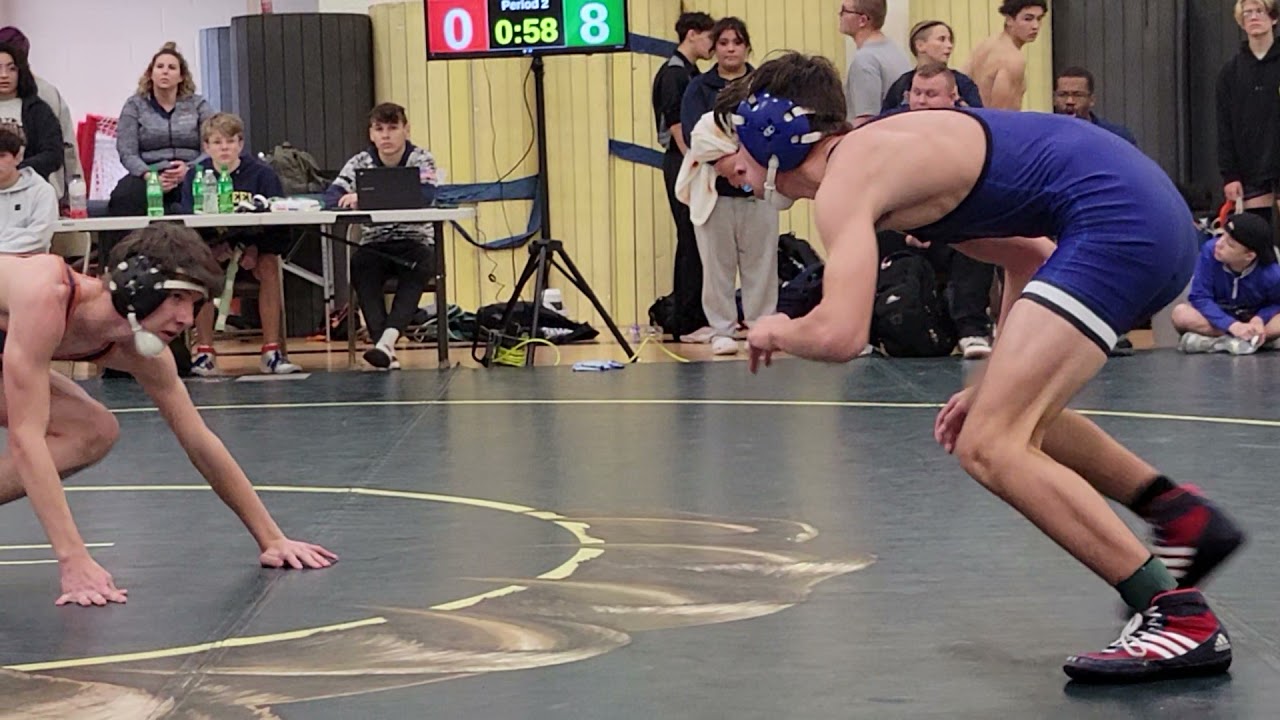 Jake Parr  wrestling 126# at Catillo H.S. Dec, 30th 2021