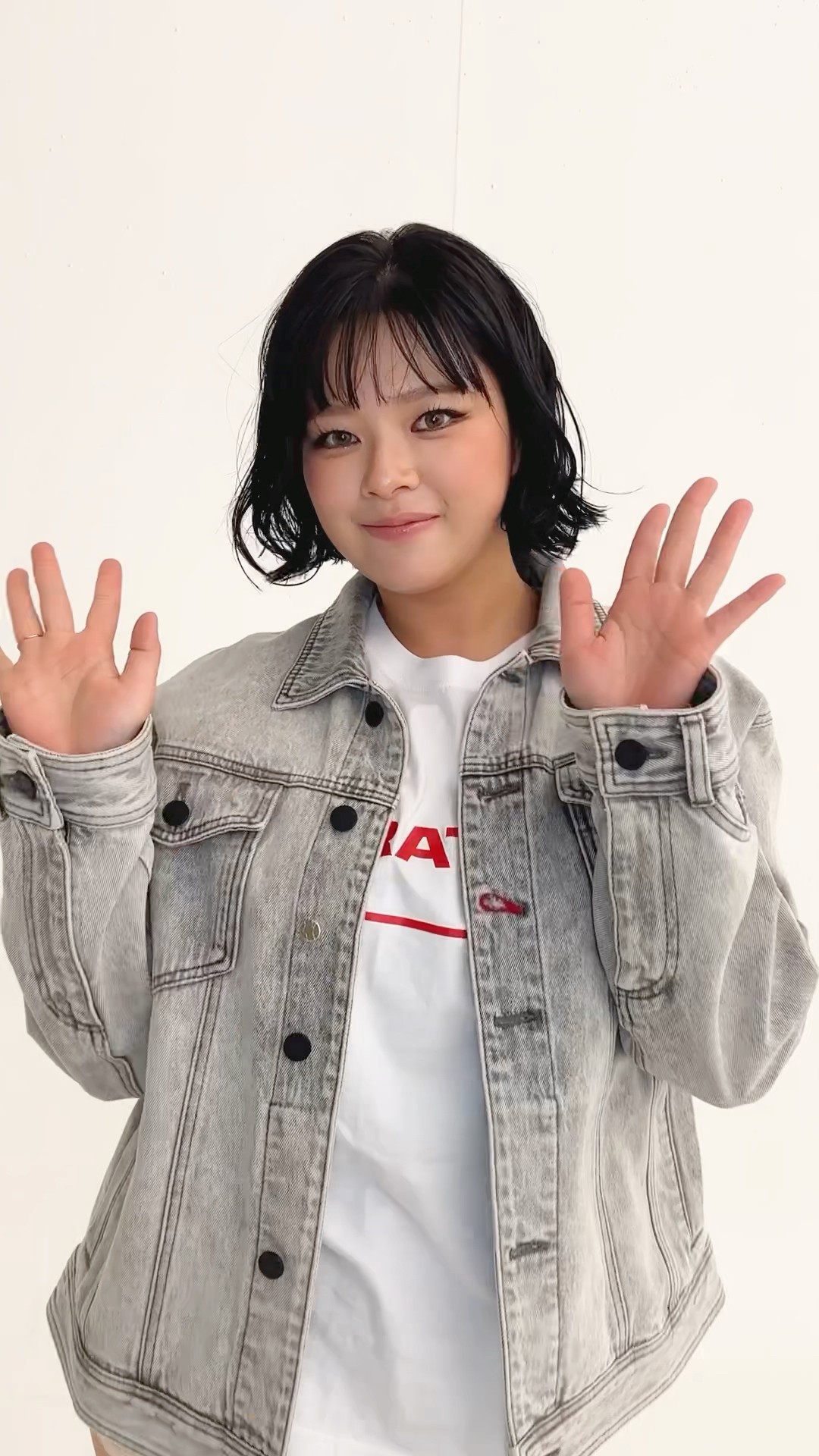 Guess JEONGYEON's #STRATEGY ?#TWICE #트와이스 #JEONGYEON #정연