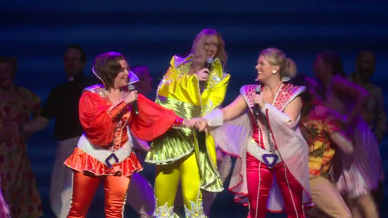ABBA - Dancing Queen (Mamma Mia the Musical)