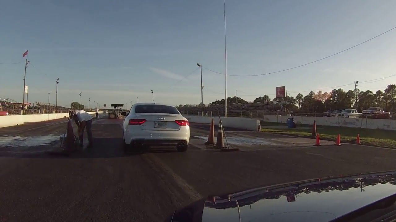 Mk 7 VW Golf R vs tuned Audi S5