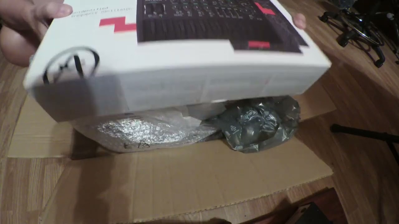 MICROBRUTE UFO UNBOXING