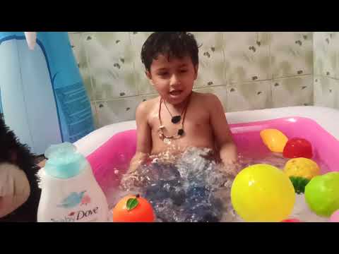 Video: Promo Hari Perdana Awal: Hemat $ 160 Untuk Bathtub Air Panas Tiup Intex