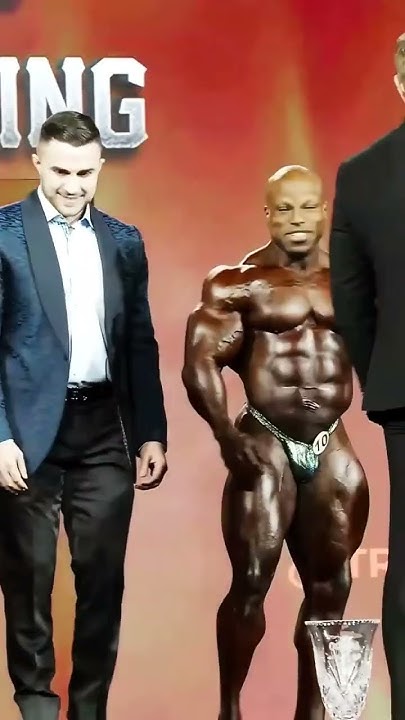 5-5-vs-6-4-bodybuilder-vs-strongman-gym-bodybuilding-shorts