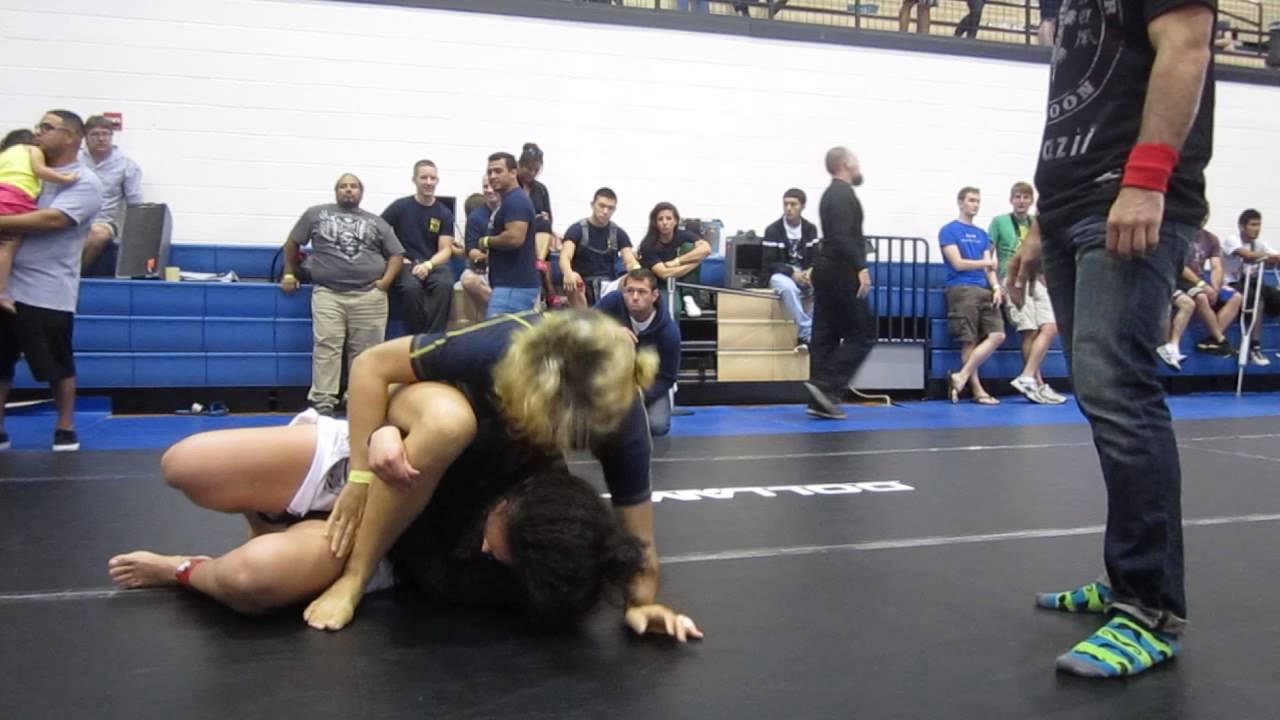 Ketra Bartek (Gracie Humaita) vs. TBD (Solis) 2013 Austin Open YouTube