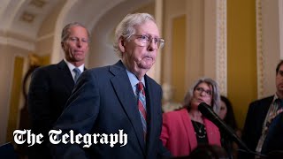 Mitch McConnell freezes during bizarre press conference