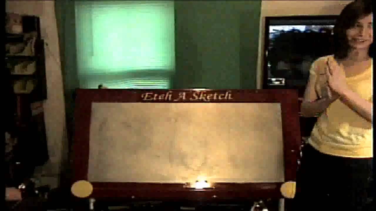 Etch A Sketch ClassicRed Drawing Tablet Toys  Amazonin Home  Kitchen