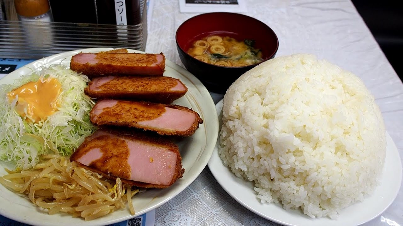 有名デカ盛定食屋！大迫力のハムカツ定食【レストランばーく】凄いの