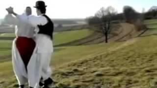 Fantje z vseh vetrov -  Bog hišo naj vašo živi