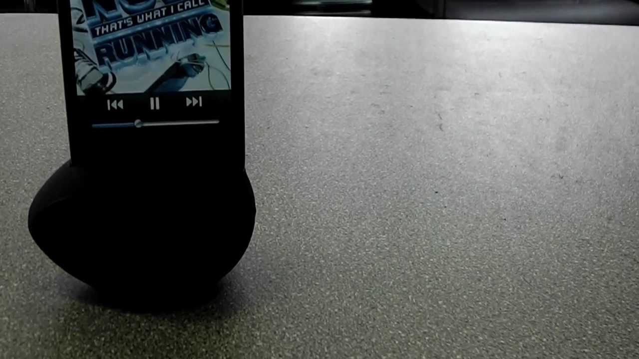 IPhone 4 / 4S Speaker Dock - No Power needed