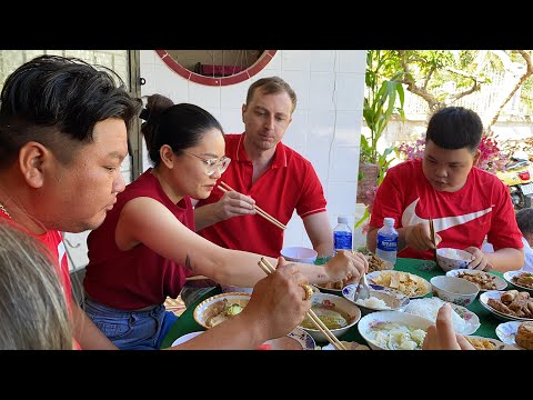 Video TẾT NHÂM DẦN 2022• SUM HỌP GIA ĐÌNH NGÀY MÙNG MỘT/LONG... - youtube