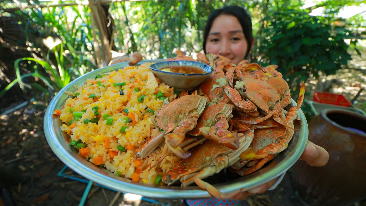 Blue Crab Fry Rice Cooking Recipe Cooking With Sros YouTube
