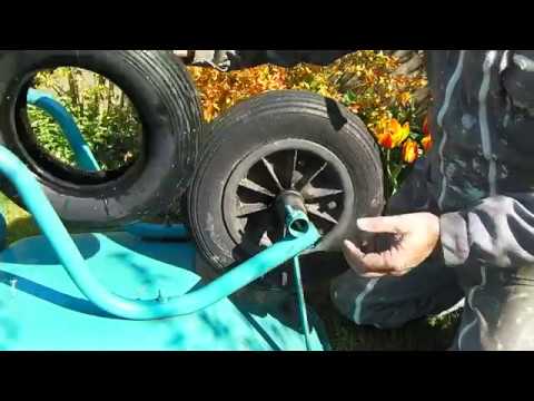 Roue de brouette, pneu avec chambre à air