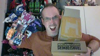 GotBot Goes Live: Transformers News, Netflix, Abominus and an Unboxing