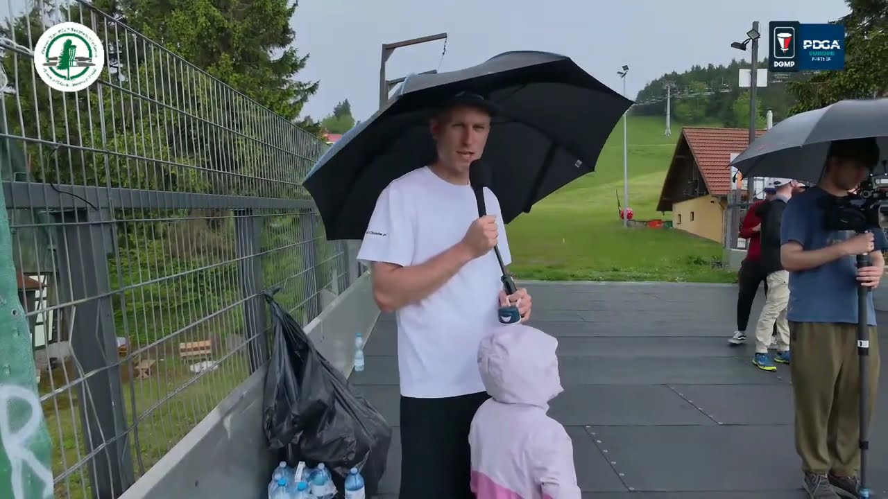 Słońce tylko dla słabszych? Wyjątkowy komentarz Tostera o pogodzie na Zieleńcu! 🌧️🏔️