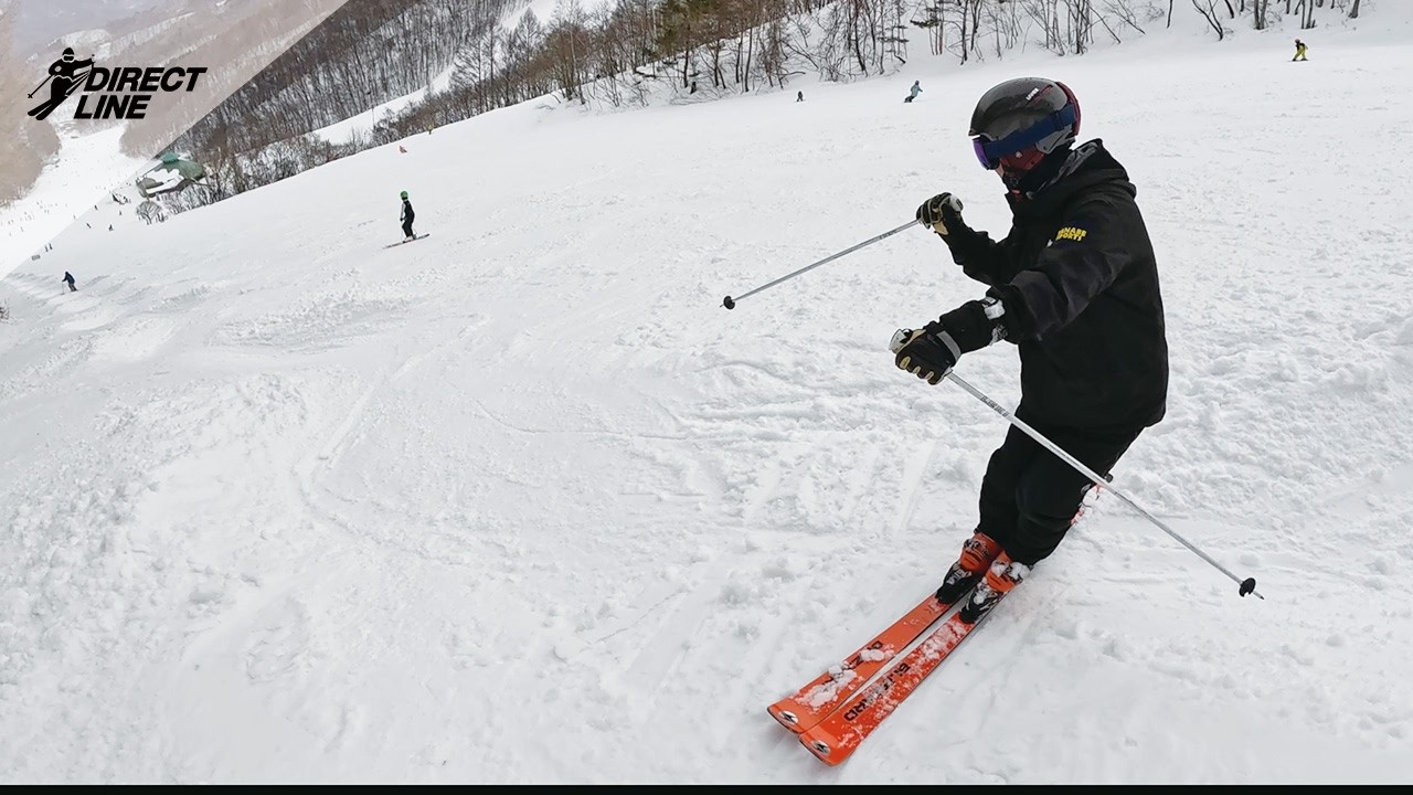 コブの基本その1となる「横スライド」直滑降ポジションと横スライドポジションの入れ替えでゆっくりとコブを降りれるようになりましょう！