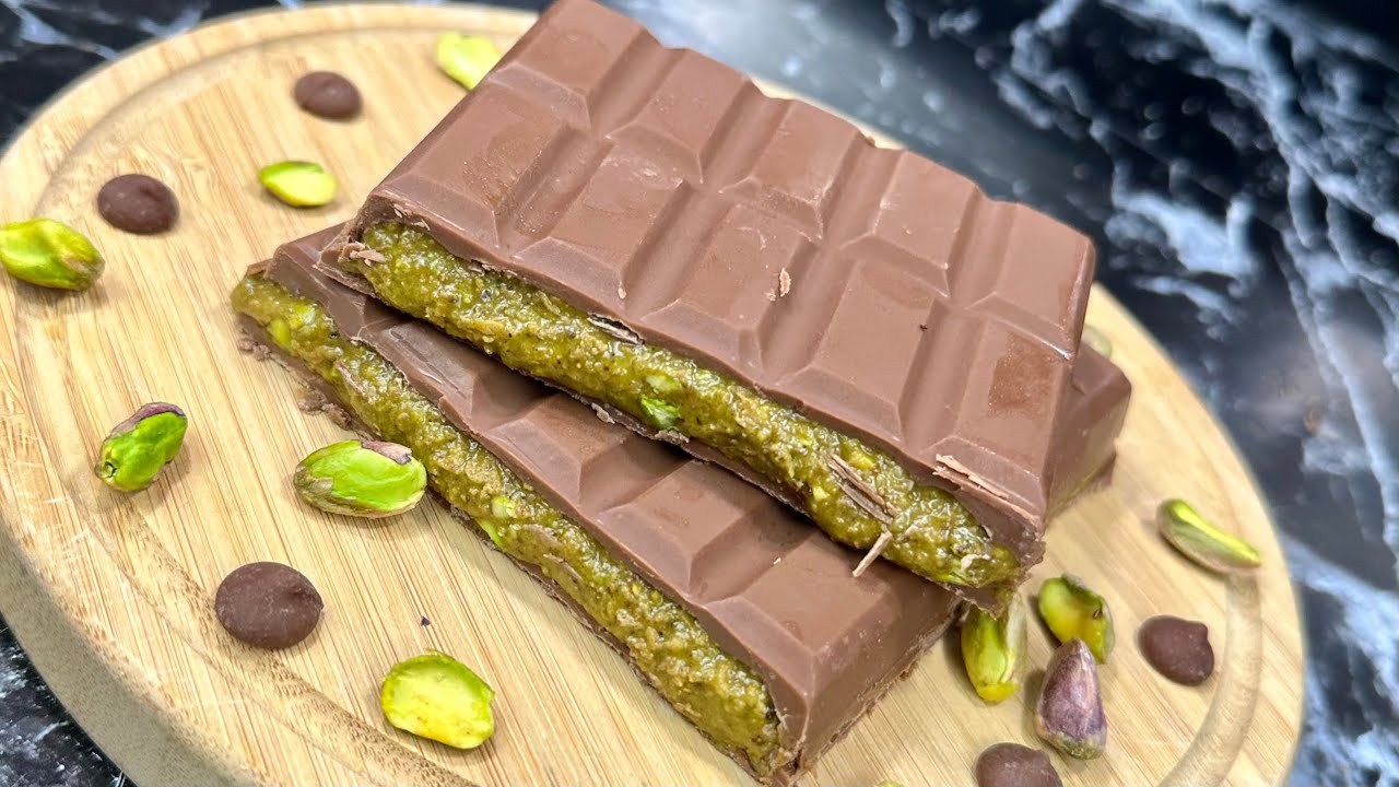 La tablette de chocolat à la pistache qui fait le buzz sur les réseaux sociaux 🍫😍