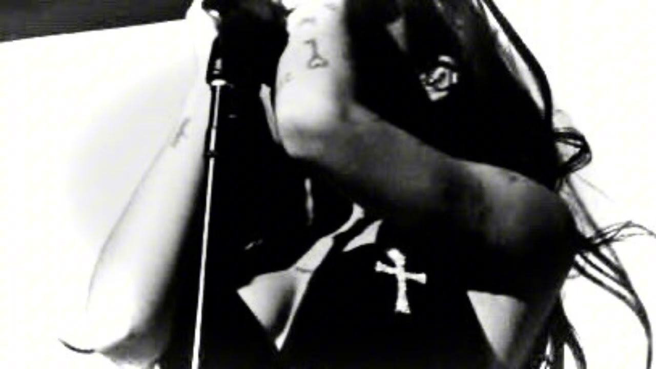   𐙚  𓂃  @ 𝒩essa ℬarrett's 𝒱oice 