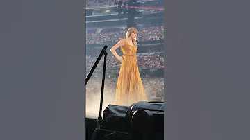 'Tis the Damn Season, Taylor Swift,  Minneapolis 6/24/23