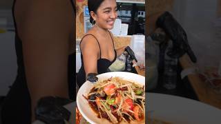 Famous Papaya Salad in Pattaya - Thai Street Food