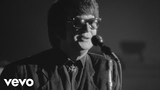 Roy Orbison - Ooby Dooby (Black &amp; White Night 30)