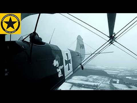 AIRPLANE VIDEOS Kiebitz Doppeldecker 15kn Crosswind full Rudder nasty ...