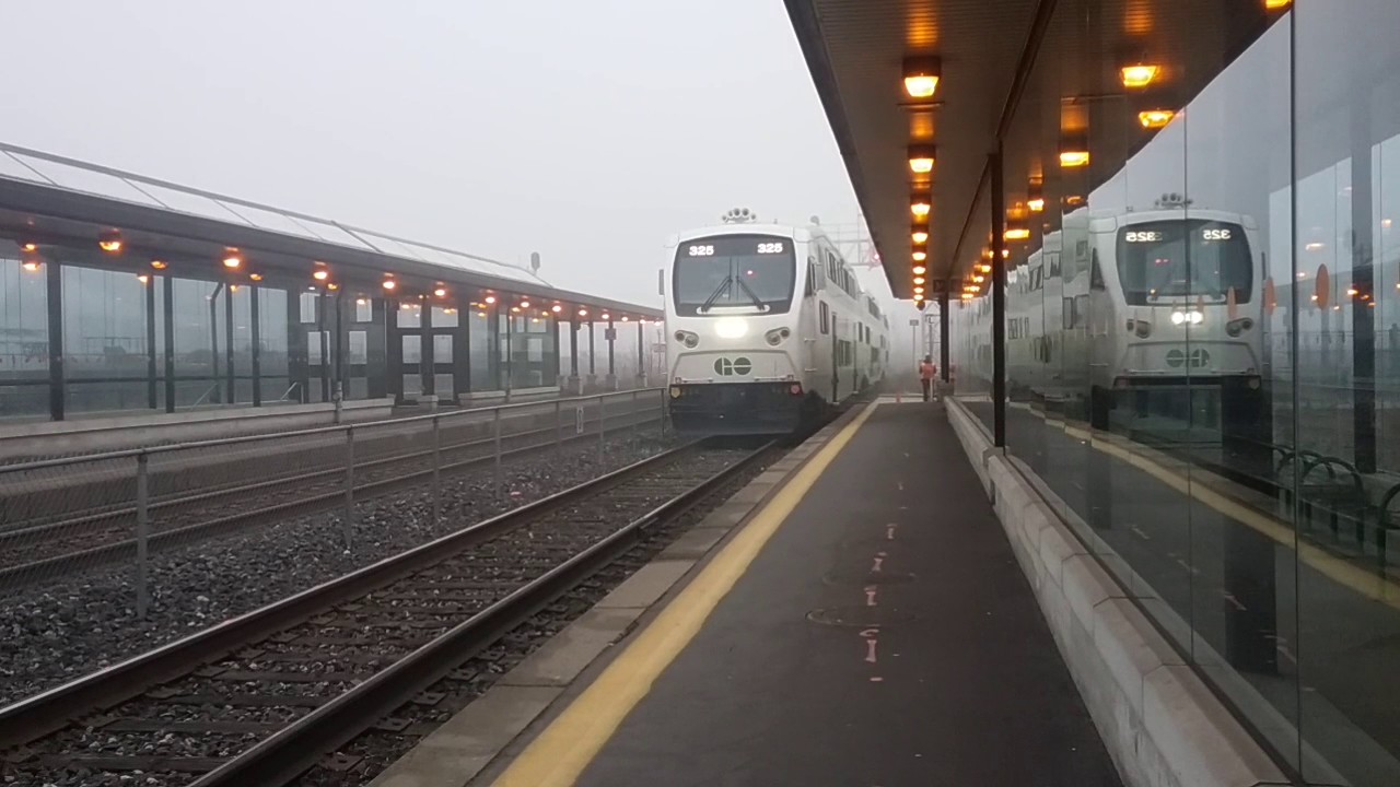 Go Train Arriving At Aldershot Station YouTube go-train-arriving-at-aldershot-station-youtube