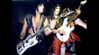 Watch Motley Crue Rodeo video