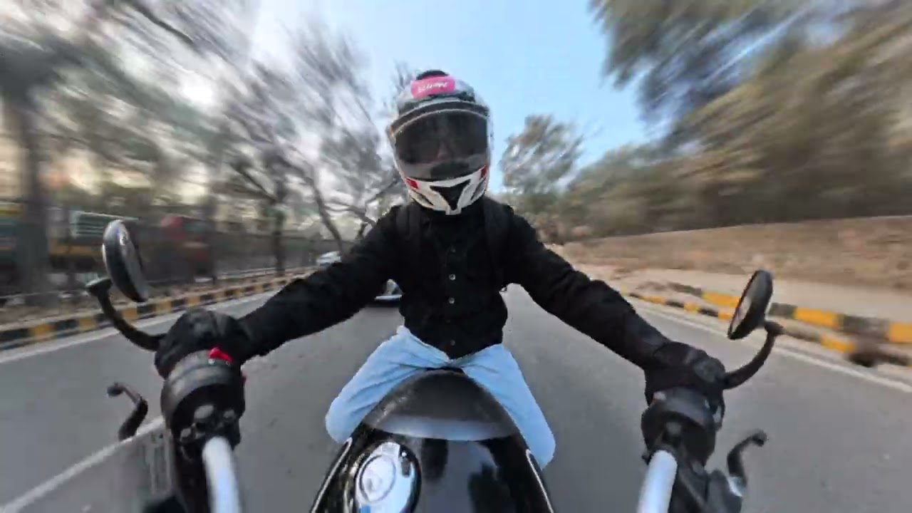 Triumph Speed 400, Cruising at 40 km/h, Insta360x5 motion ND effect. 