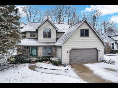 3669 Connie Ln, Fort Gratiot, MI home video tour
