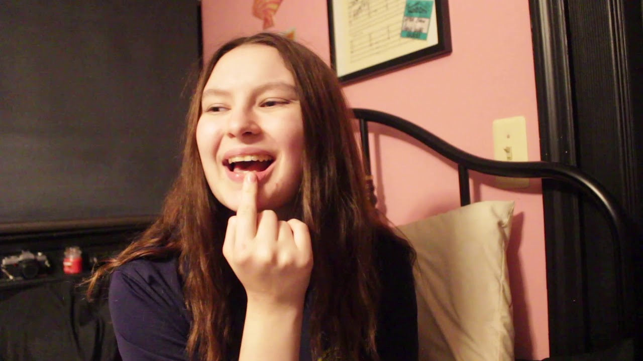 Playing the Alexa song quiz 1990's VEDO 17 YouTube