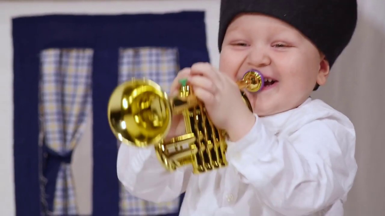 NOVOGODISNJA PREDSTAVA - PUTUJEMO PESMOM OKO SVETA