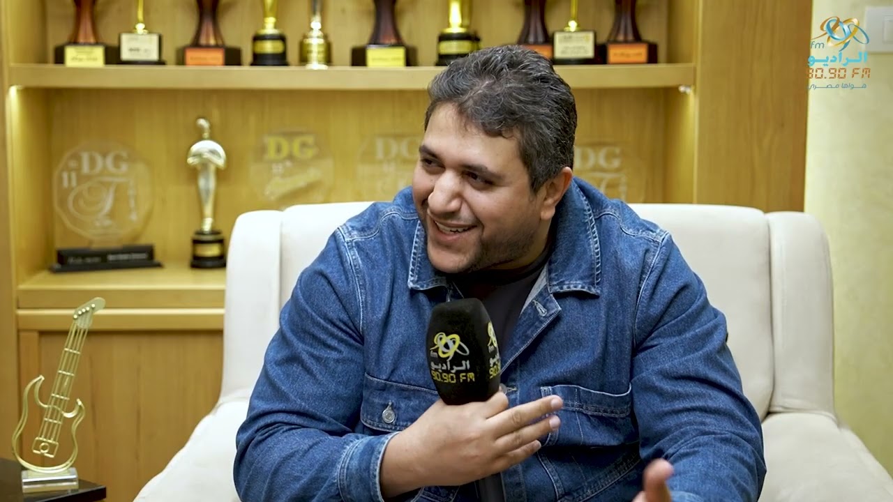 ربنا كتب لي النجاح بعد مشقة.. أحمد رأفت مذيع الشارع يروي مسيرته في برنامج «كلم ربنا»