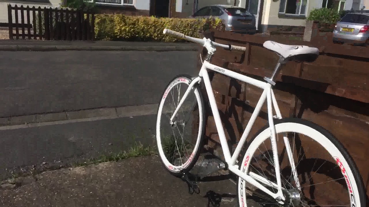 white fixie bike (ecosmo) nottingham uk