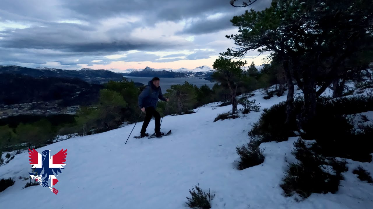 Solo Hiking Trollhaugen Tubbs Journey 30 Snowshoes YouTube