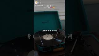 Roman Tam 罗文 & Jenny Tseng 甄妮  - 铁血丹心 (covered by Mei Si Hong 梅思虹 & Xu Wen Jun 徐文君 AKA Jun Jun 君君)